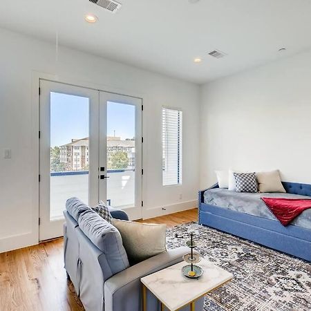 4 Story Home Mins To Downtown Houston With City Views Екстер'єр фото