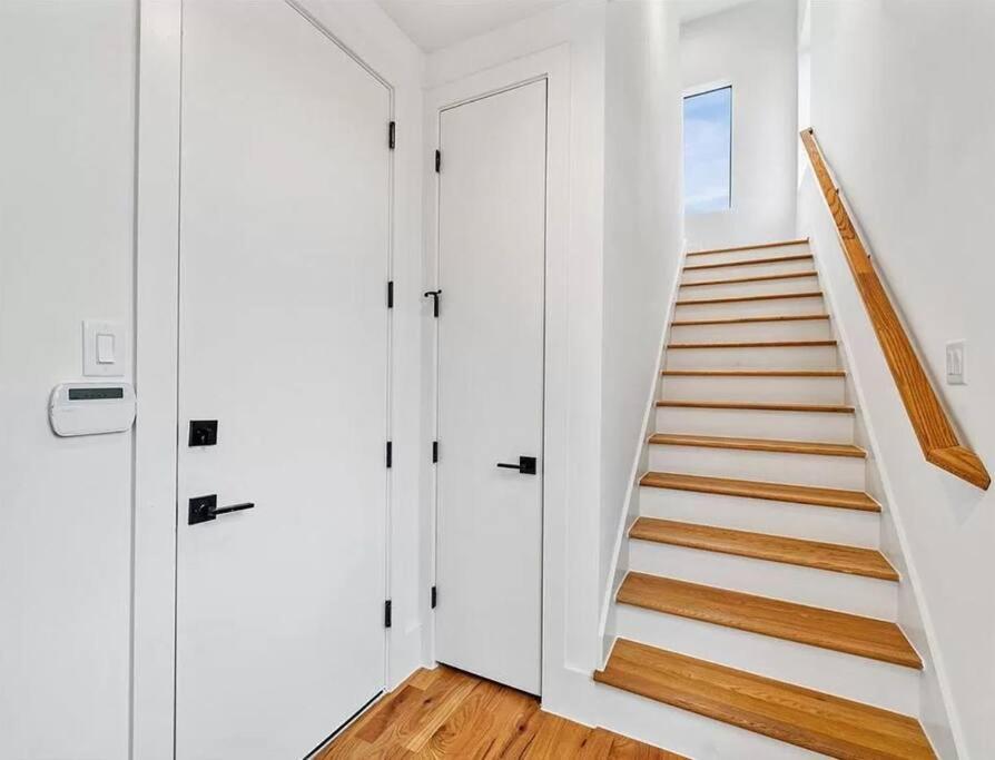4 Story Home Mins To Downtown Houston With City Views Екстер'єр фото